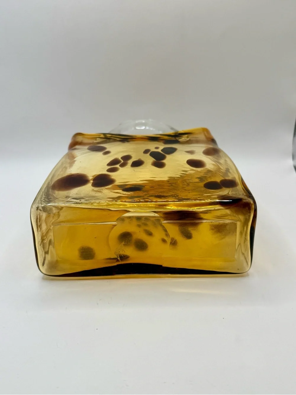 Design Society Amber Tortoiseshell Art Glass Purse Vase Handbag Sculpture 8.5”